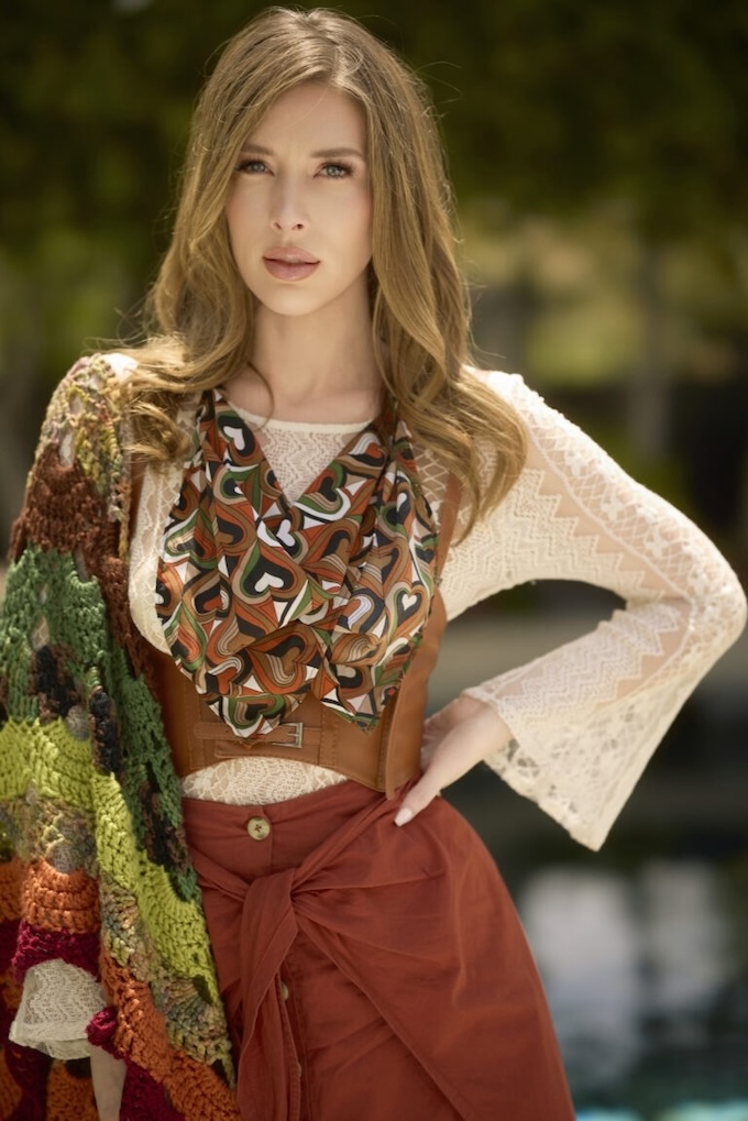 The Dynamic Lighting Masterclass by Roberto Valenzuela Revolutionizes Portrait Photography with Hard Light Techniques