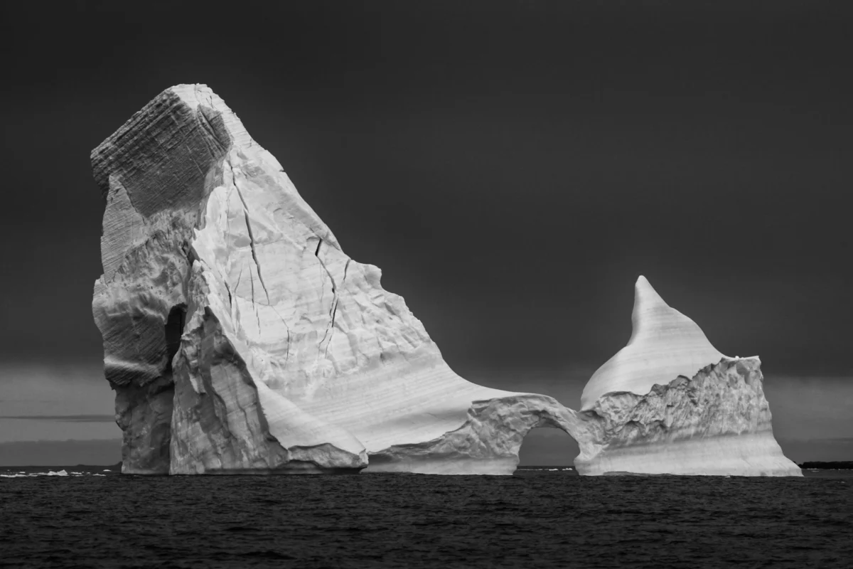 The Artistry of Vanishing Ice: A Photographer’s Testament to a Changing Arctic