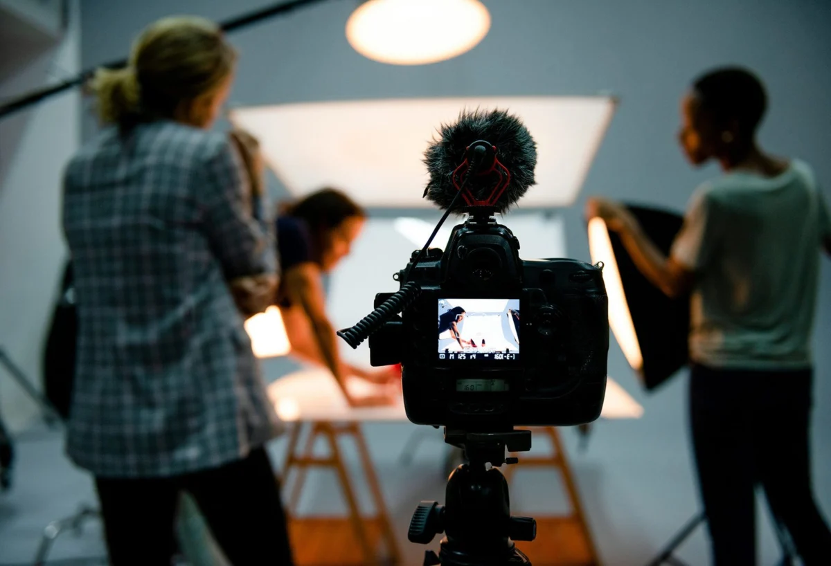Navigating the Professional Set: Essential Protocols and Preparedness for Emerging Photography and Videography Professionals