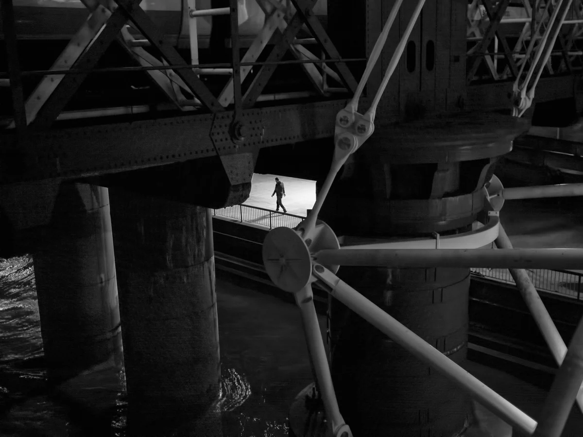 Rupert Vandervell: Juxtaposing Man Against the Built Environment Through Street Photography